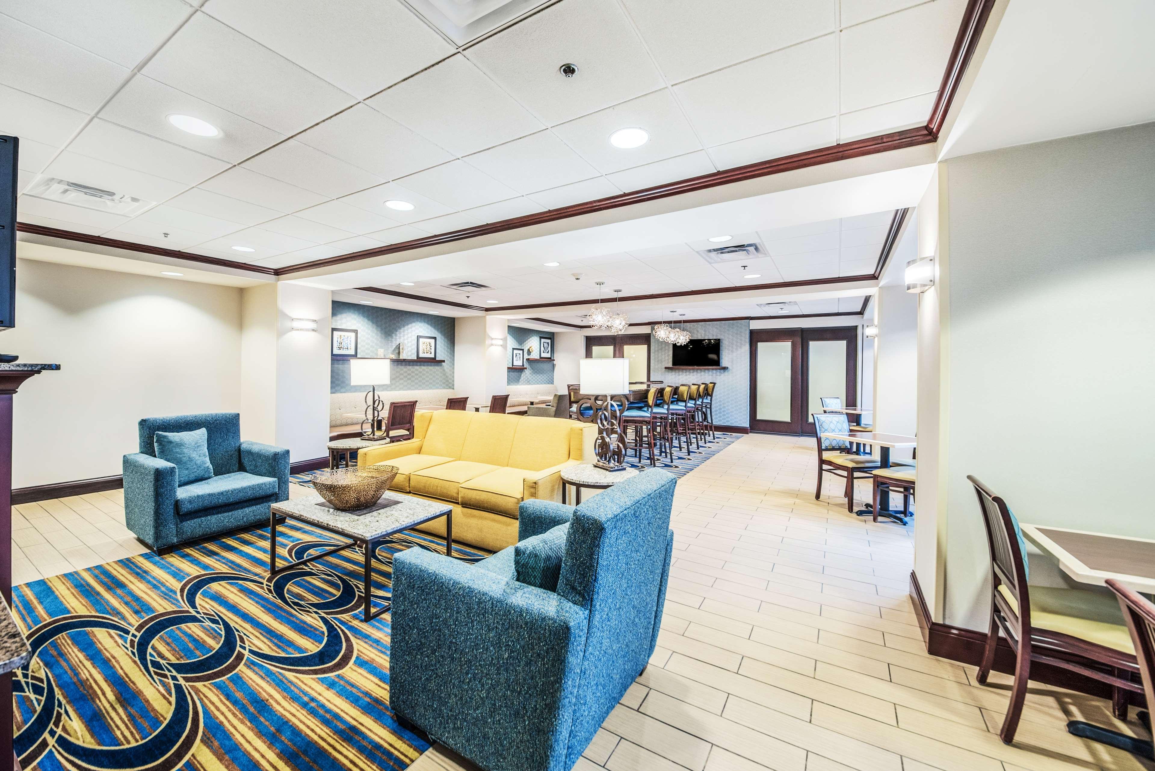 Hampton Inn Greenfield Buitenkant foto