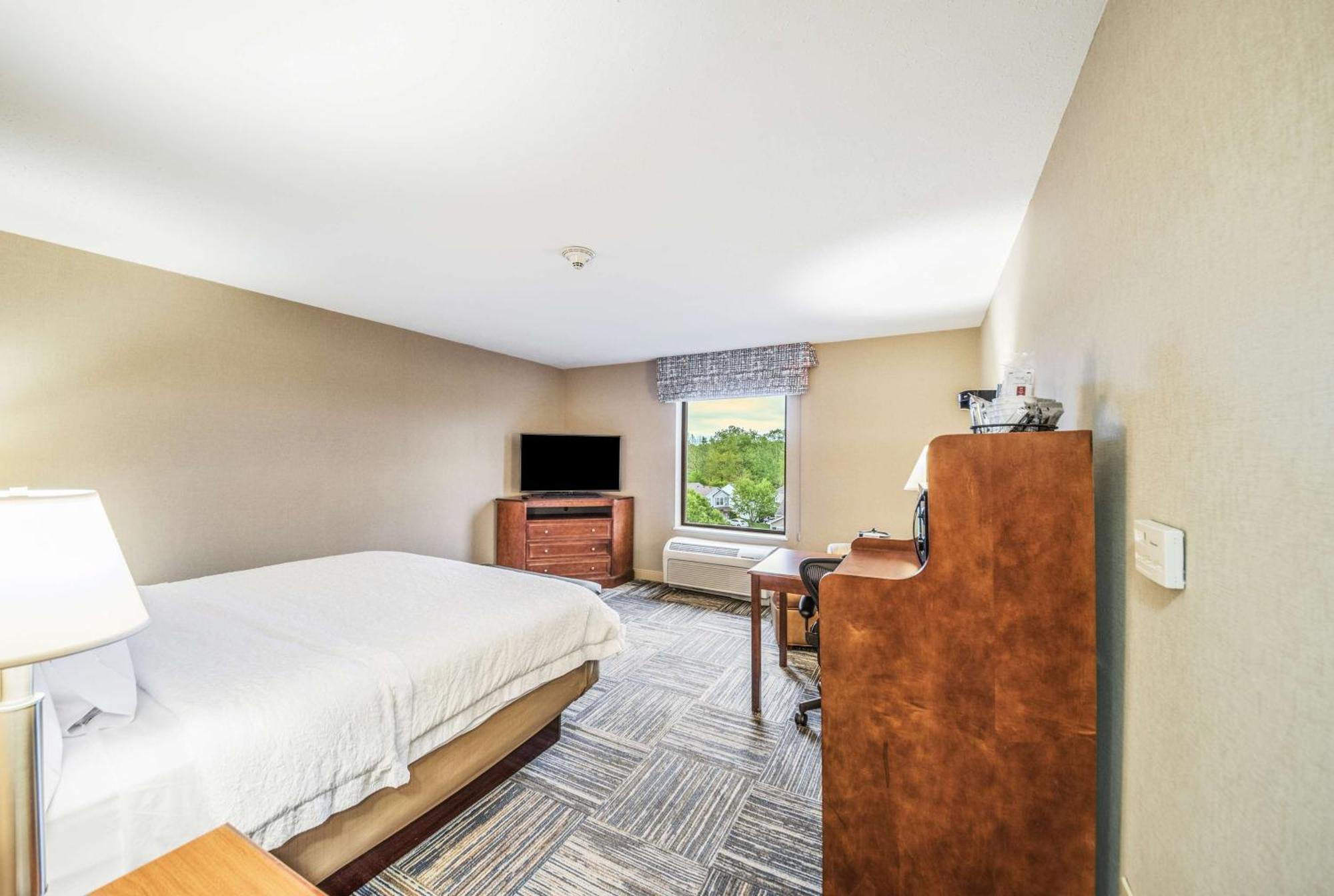 Hampton Inn Greenfield Buitenkant foto